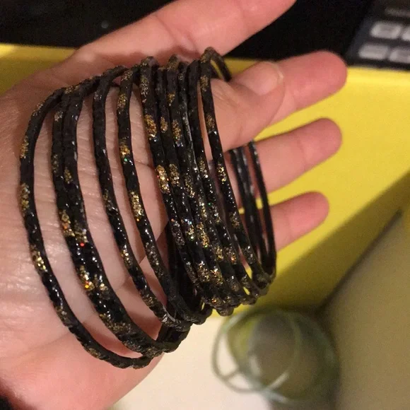 INDIAN BANGLES - Picture 4 of 9